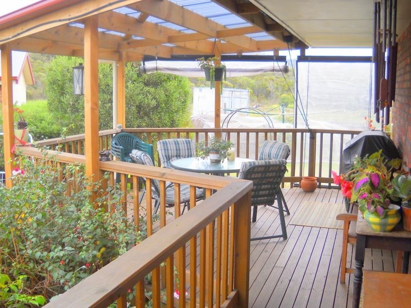 32 Seaview Avenue, Beaumaris TAS 7215