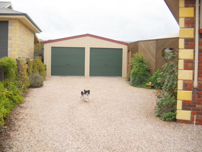 32 Seaview Avenue, Beaumaris TAS 7215