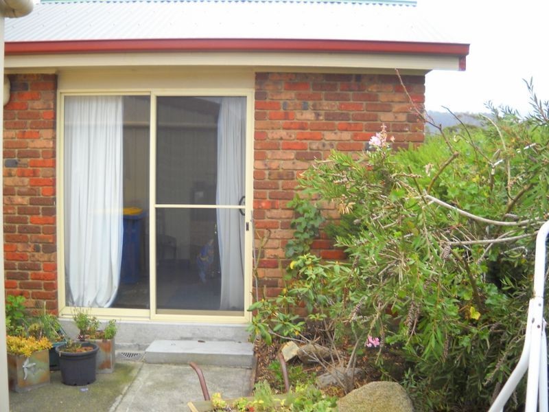 32 Seaview Avenue, Beaumaris TAS 7215