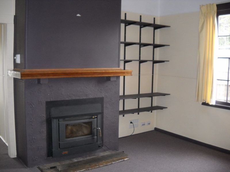 27 Cameron Street, St Marys TAS 7215