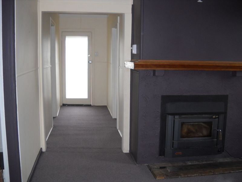 27 Cameron Street, St Marys TAS 7215