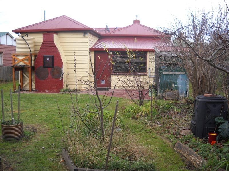 27 Cameron Street, St Marys TAS 7215