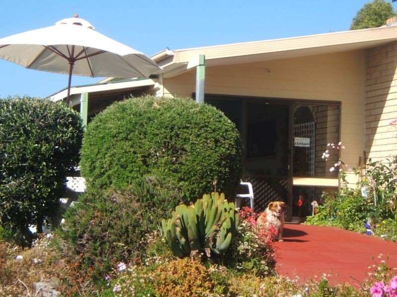 325 – 327 Binalong Bay Road, St Helens TAS 7216