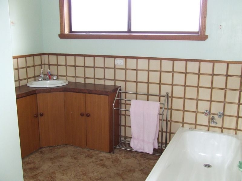 138 Binalong Bay Road, St Helens TAS 7216