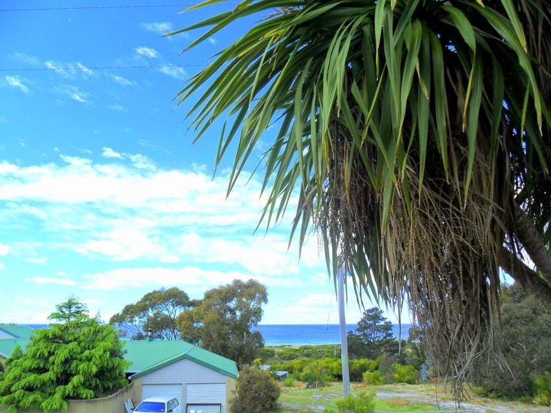 5 Sunbeam Avenue, Beaumaris TAS 7215