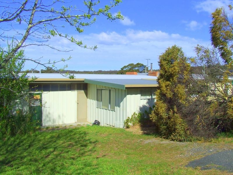 5 Halcyon Grove, St Helens TAS 7216