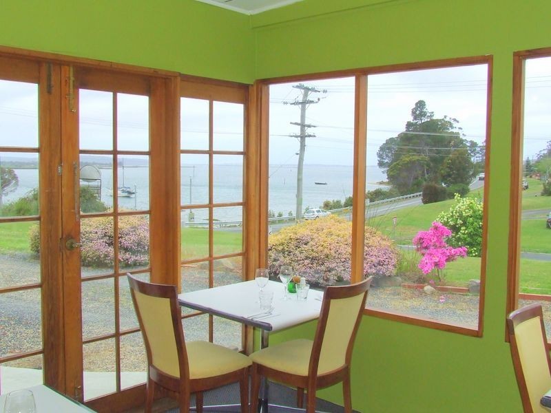 2 Tasman Highway, St Helens TAS 7216