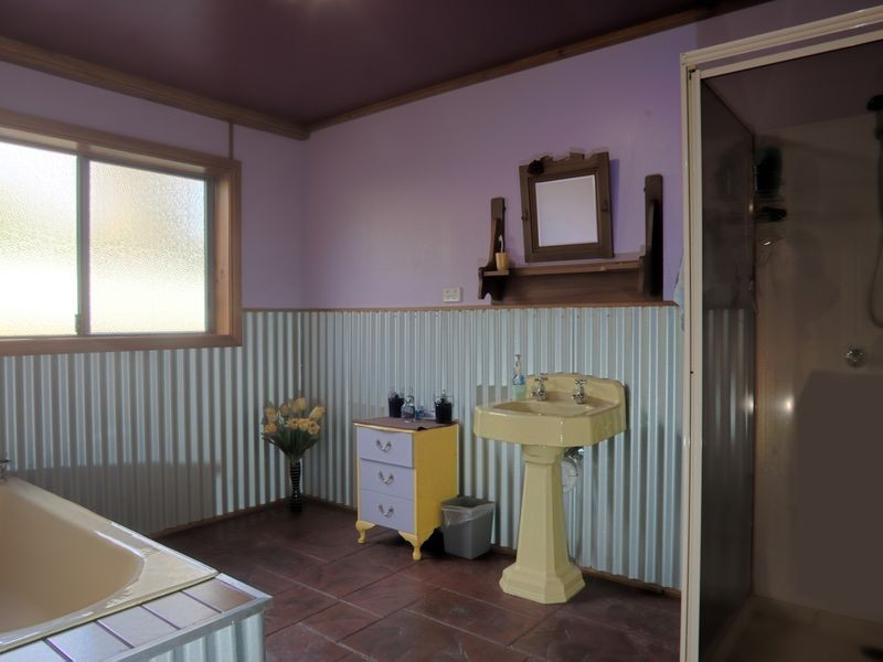 33 Coffey Court, Binalong Bay TAS 7216