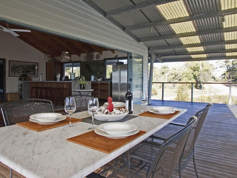 SAAMAYIKA, Binalong Bay TAS 7216