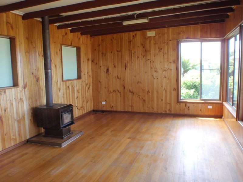 5 Sunbeam Avenue, Beaumaris TAS 7215