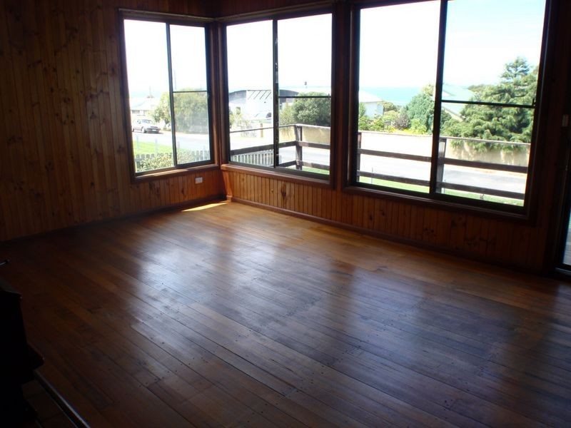 5 Sunbeam Avenue, Beaumaris TAS 7215