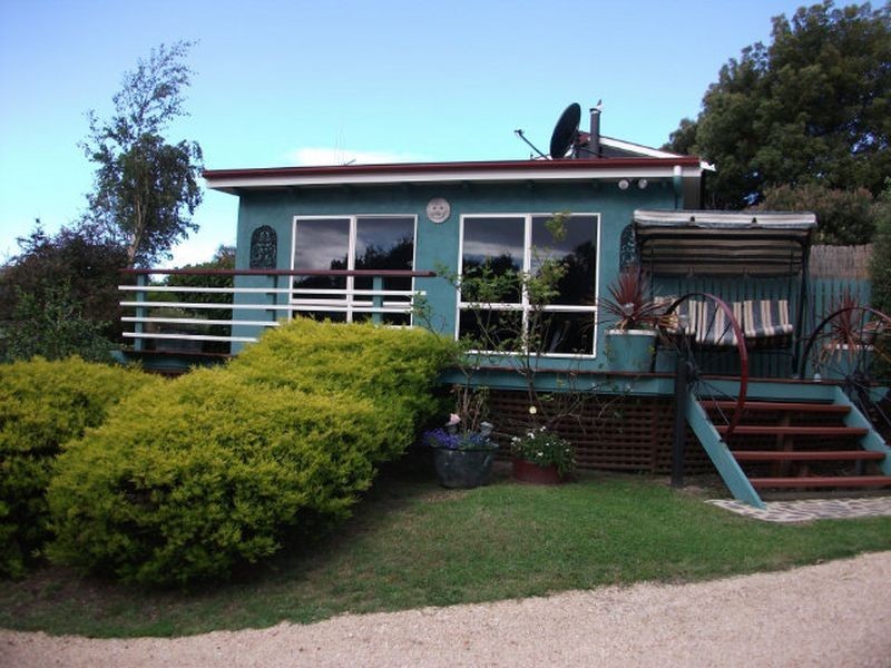 9 Silver Street, Scamander TAS 7215