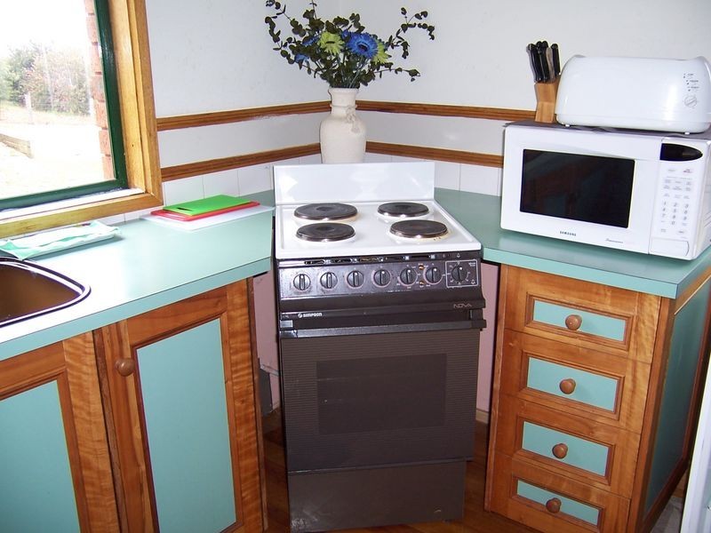 31 Treloggen Drive, Binalong Bay TAS 7216