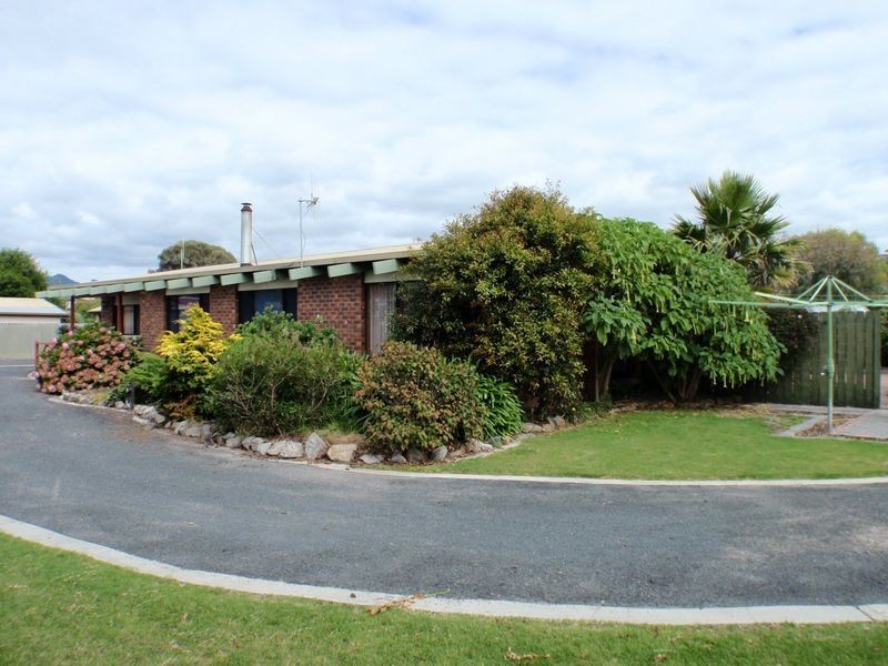 65 Scamander Avenue, Scamander TAS 7215