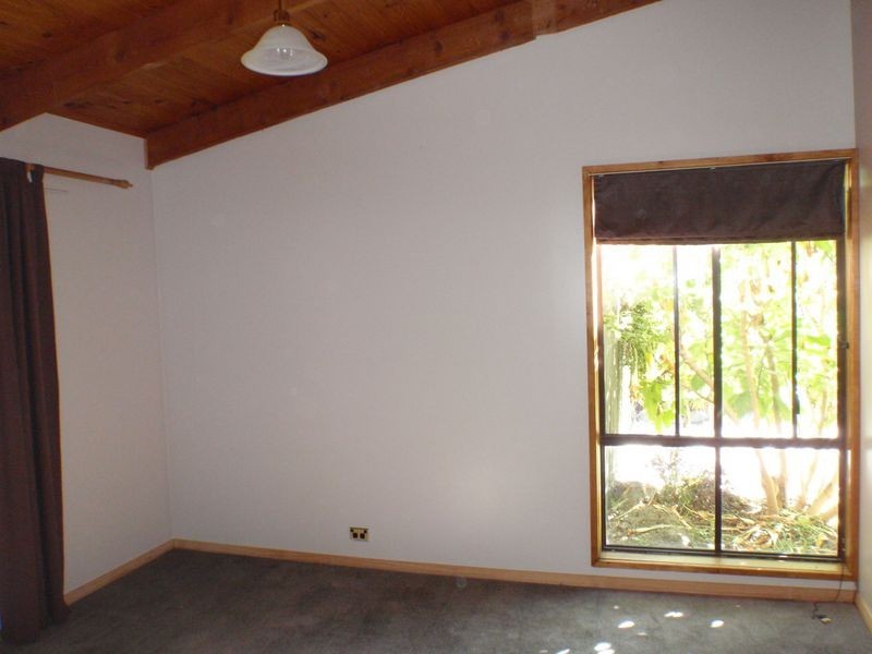 65 Scamander Avenue, Scamander TAS 7215