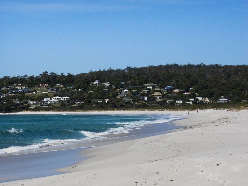 10 Lyall Road, Binalong Bay TAS 7216