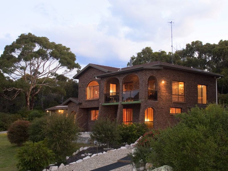 16 Seaton Cove/Gardens Road, Binalong Bay TAS 7216