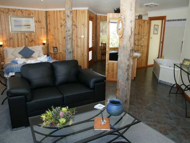 701 Binalong Bay Road, Binalong Bay TAS 7216