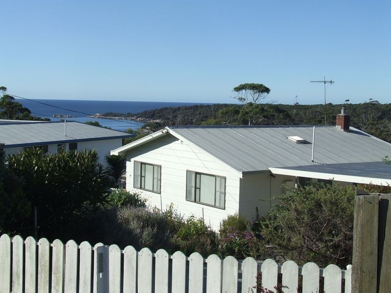 24 Felmingham Street, Binalong Bay TAS 7216