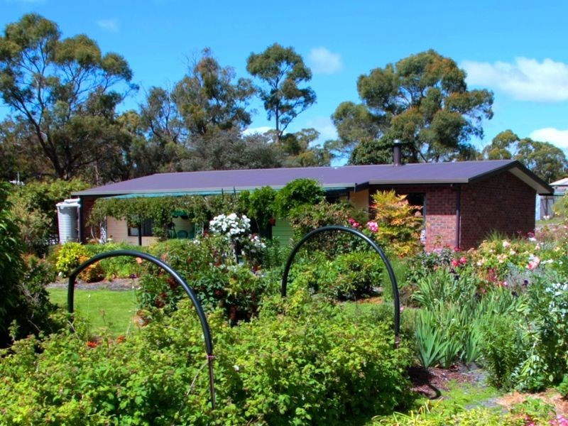 10 Osprey Drive, St Helens TAS 7216
