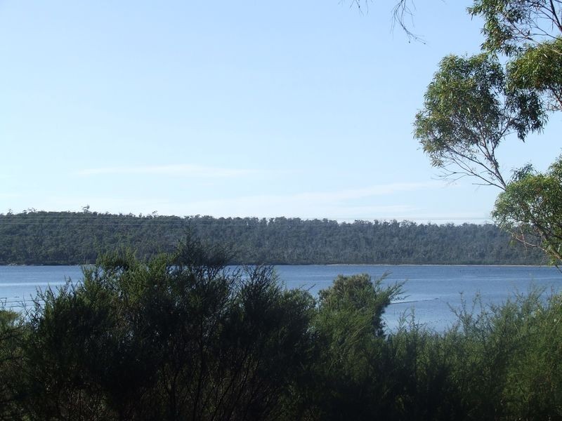 Binalong Bay Road, St Helens TAS 7216