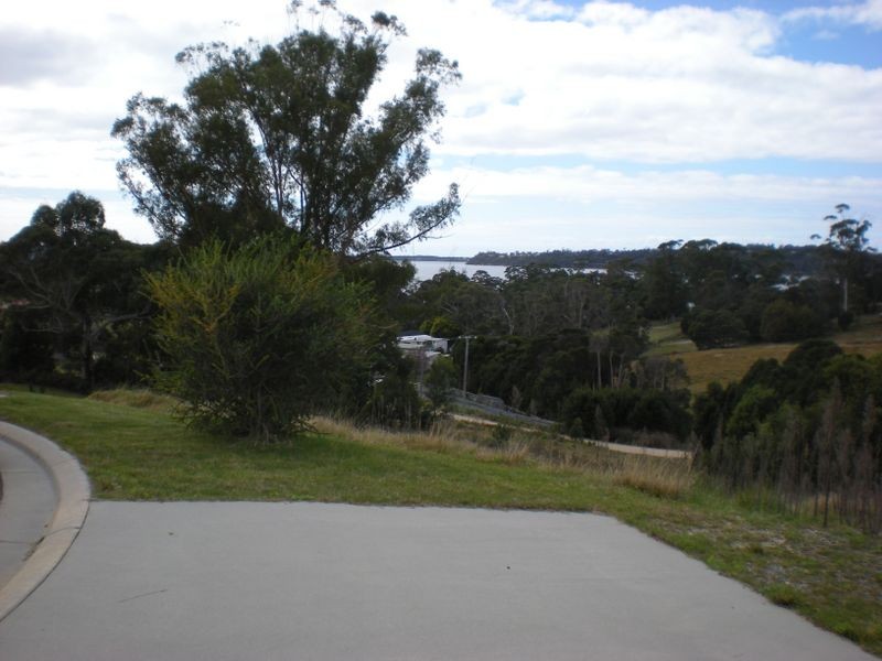 25 Bayvista Rise, St Helens TAS 7216