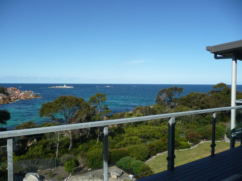 16A Seatons Cove Road, Binalong Bay TAS 7216