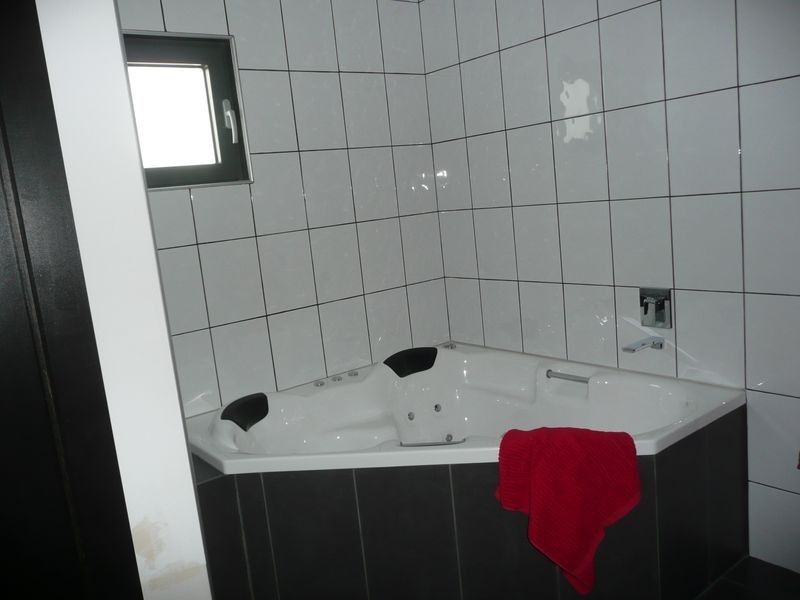 16A Seatons Cove Road, Binalong Bay TAS 7216