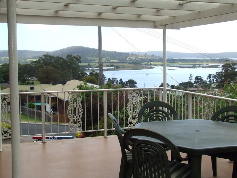 25 Erythos Grove, St Helens TAS 7216