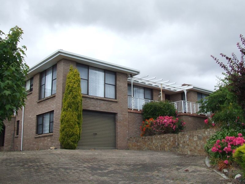 25 Erythos Grove, St Helens TAS 7216