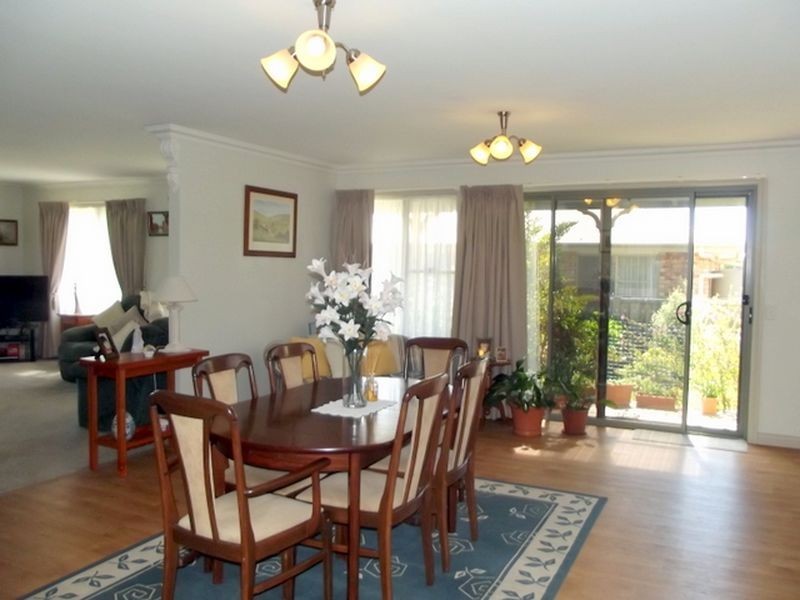 9 Heather Place, St Helens TAS 7216
