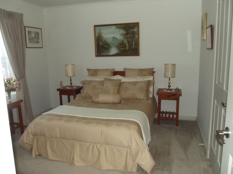 9 Heather Place, St Helens TAS 7216