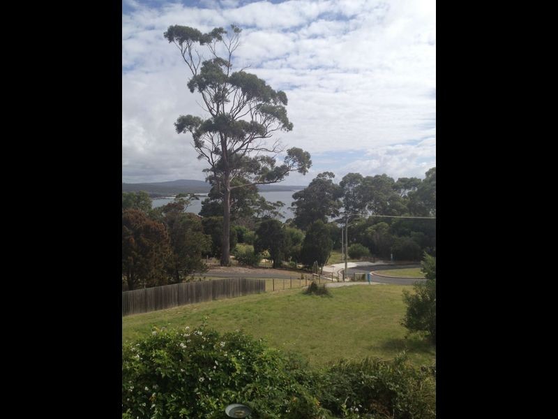 23 Pacific Drive, Binalong Bay TAS 7216