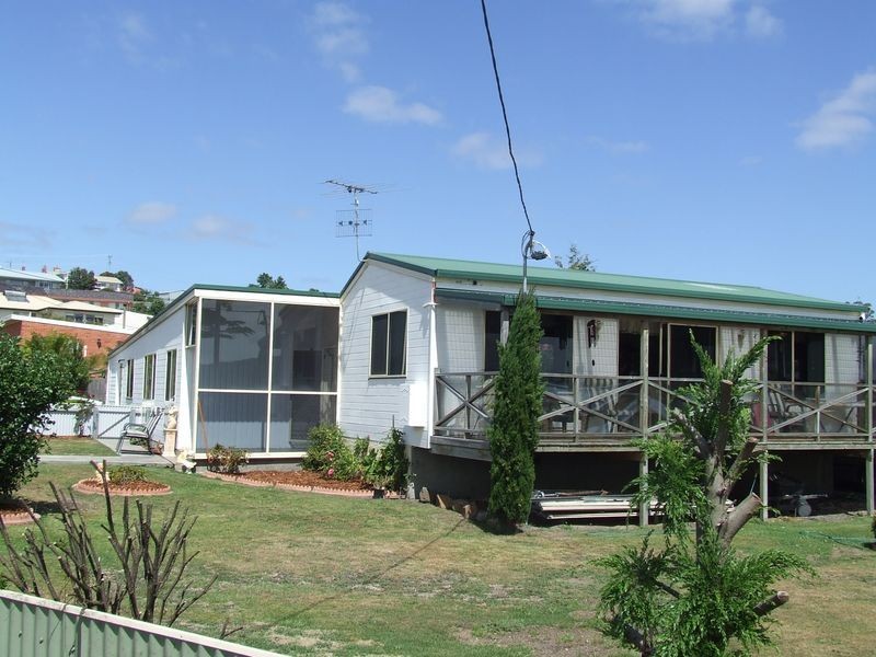 32 Tasman Highway, St Helens TAS 7216
