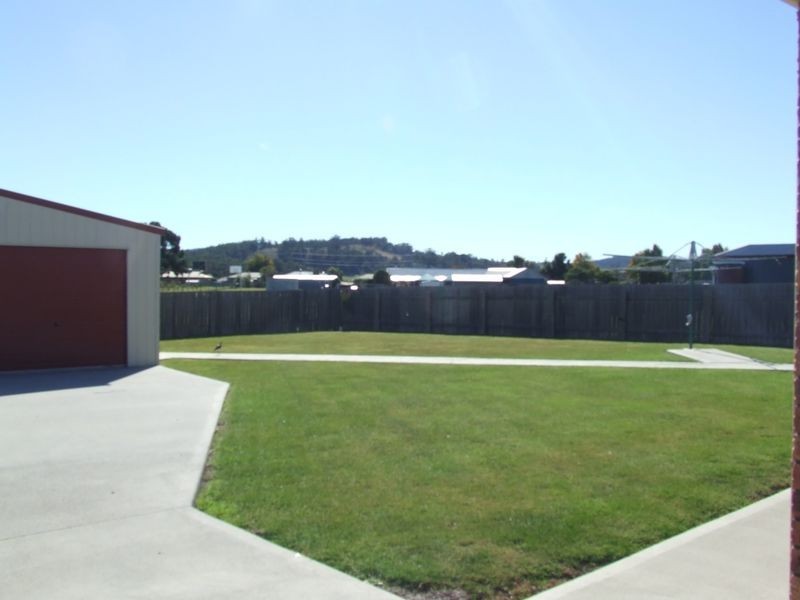 8 Heather Place, St Helens TAS 7216