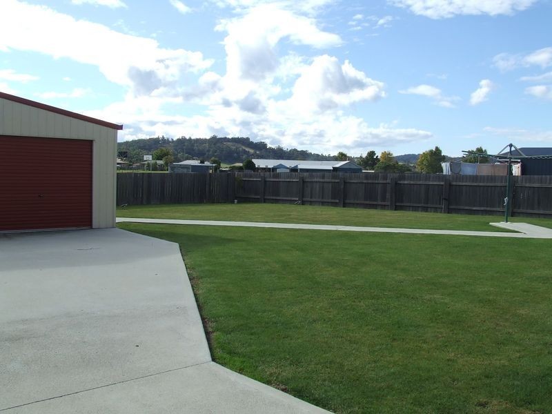 8 Heather Place, St Helens TAS 7216