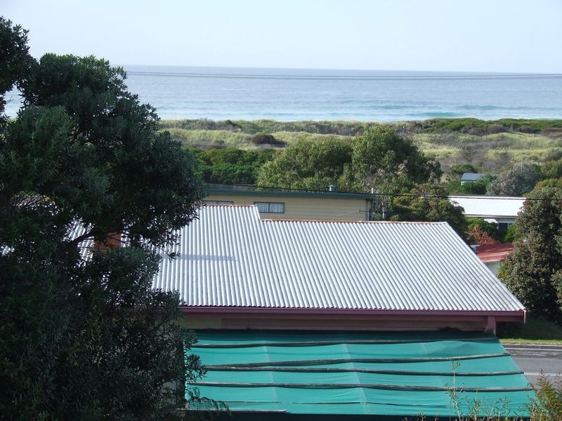 174 Scamander Avenue, Scamander TAS 7215
