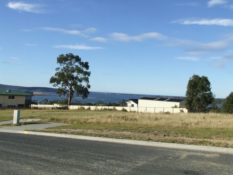 15 Cobrooga Drive, St Helens TAS 7216