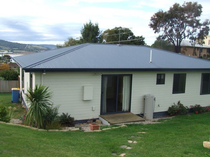12 Erythos Grove, St Helens TAS 7216