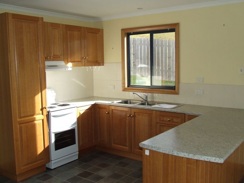 12 Erythos Grove, St Helens TAS 7216