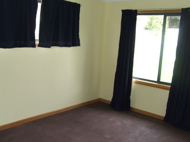 12 Erythos Grove, St Helens TAS 7216