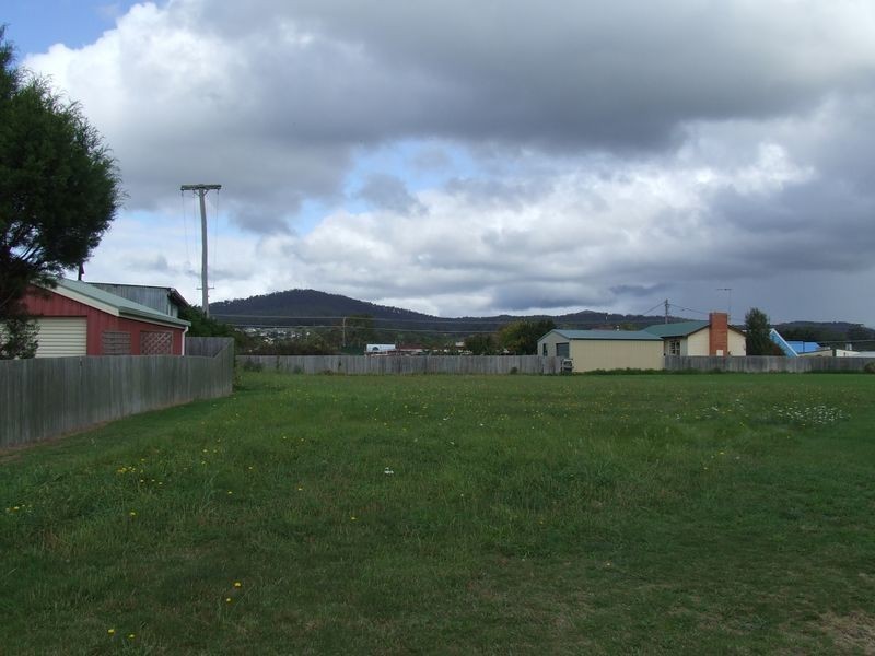 5 Lindsay Parade, St Helens TAS 7216