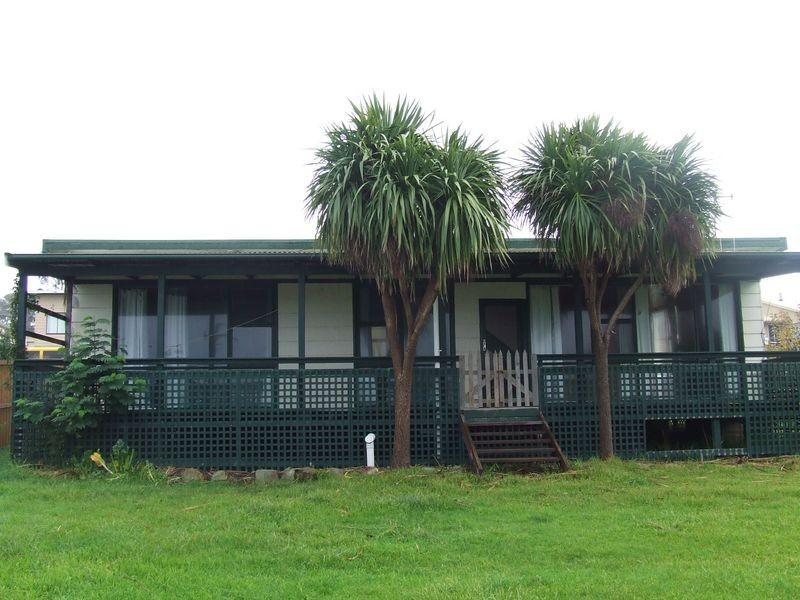 8 Belair Cres, Beaumaris TAS 7215