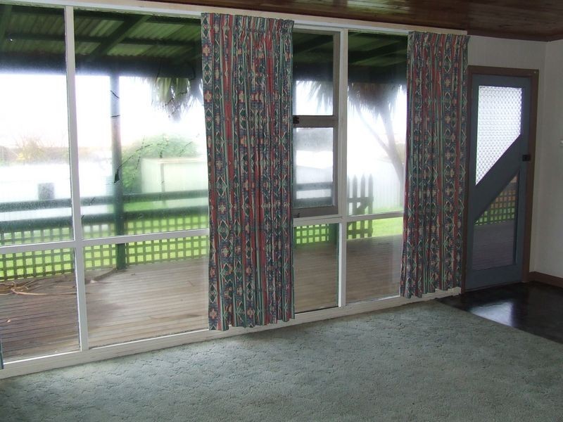 8 Belair Cres, Beaumaris TAS 7215