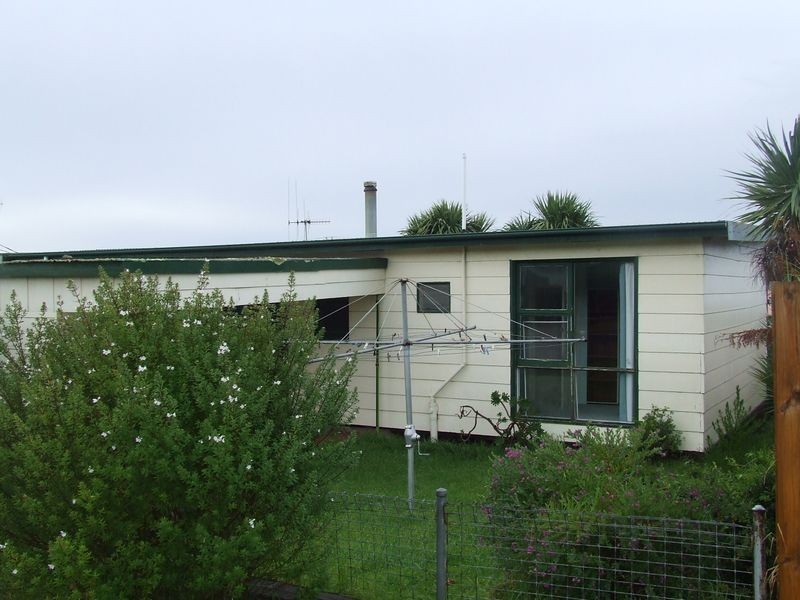 8 Belair Cres, Beaumaris TAS 7215