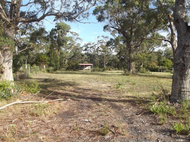 8 Barnett Close, Binalong Bay TAS 7216
