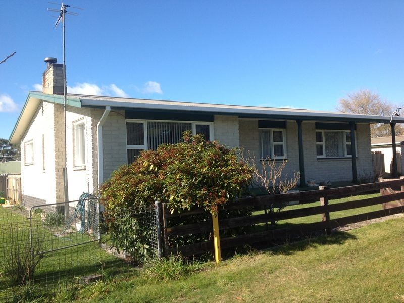 4 Young Street, St Helens TAS 7216