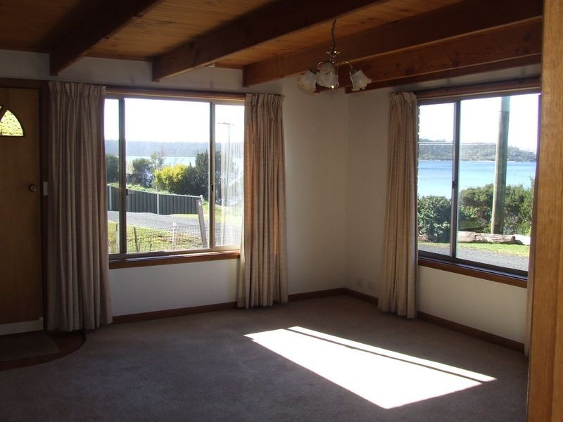 327 Binalong Bay, St Helens TAS 7216