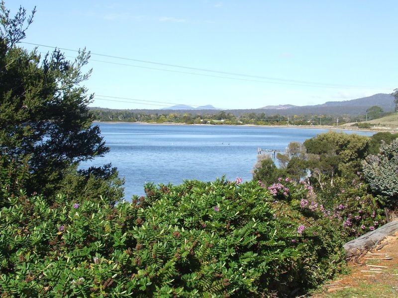 327 Binalong Bay, St Helens TAS 7216