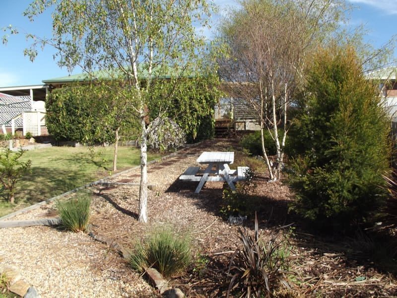 6 Lindsay Parade, St Helens TAS 7216